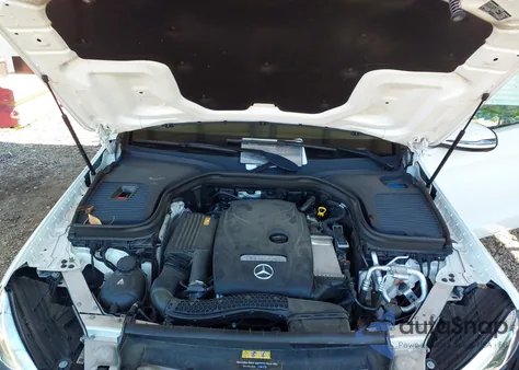 2018 Mercedes-Benz Glc 300 4Matic z USA, uszkodzony, nr VIN WDC0G4KB9JV046720